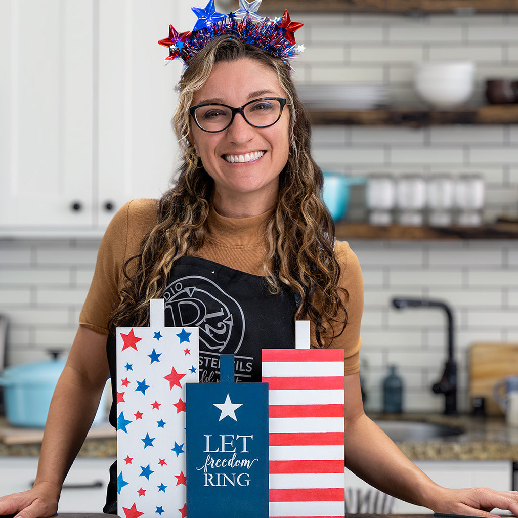 Paint a Patriotic Standing Wood Surface Set with Stencils